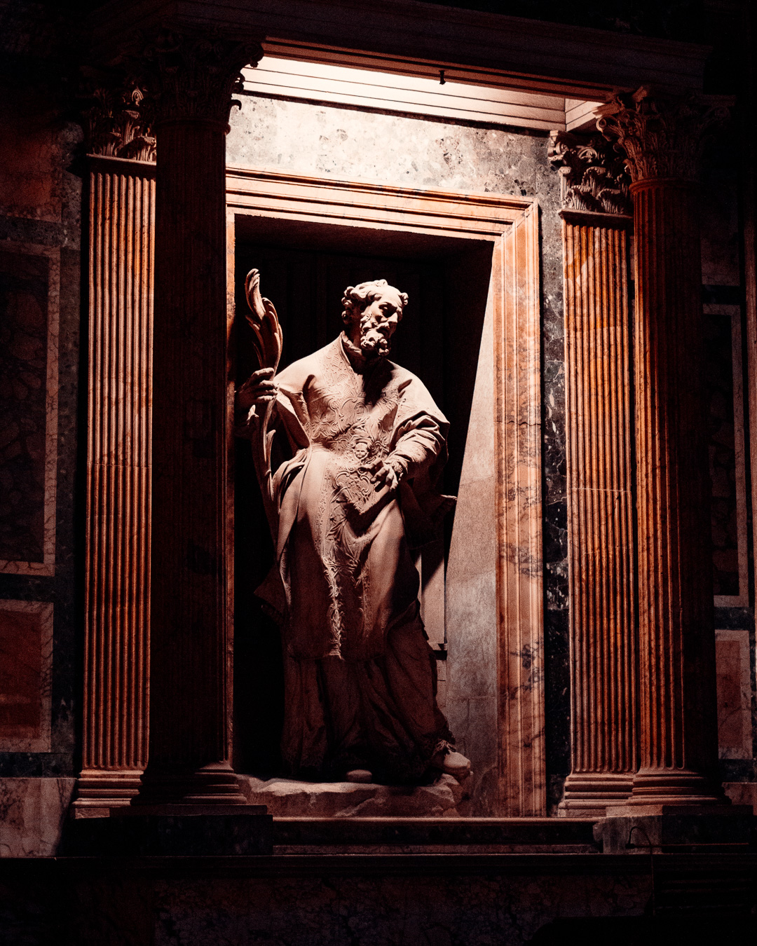 Sculpture inside the Pantheon