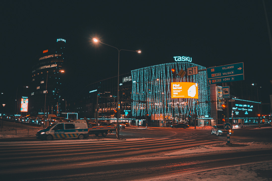 Tartu city centre at night